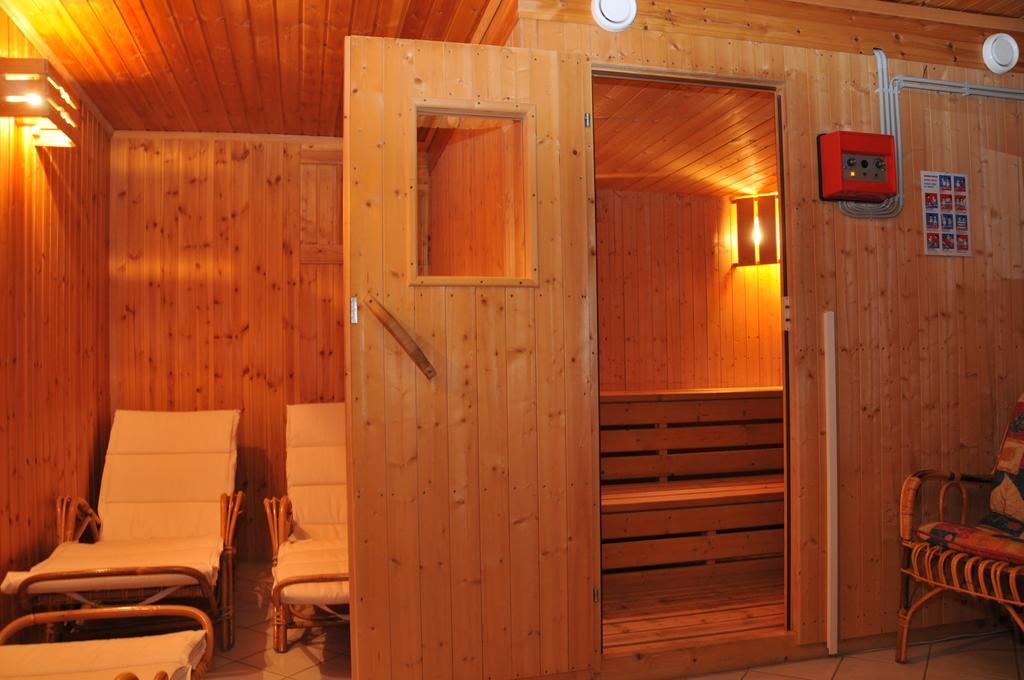 Haus Miriam Hotel Sankt Lorenzen ob Murau Exterior photo