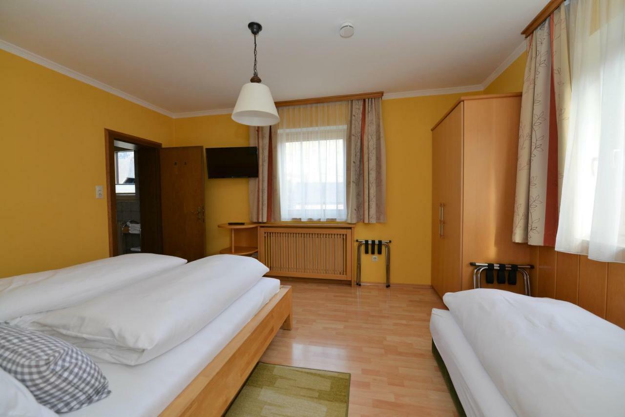 Haus Miriam Hotel Sankt Lorenzen ob Murau Exterior photo